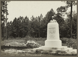 Monument to Confederate President Jefferson Davis